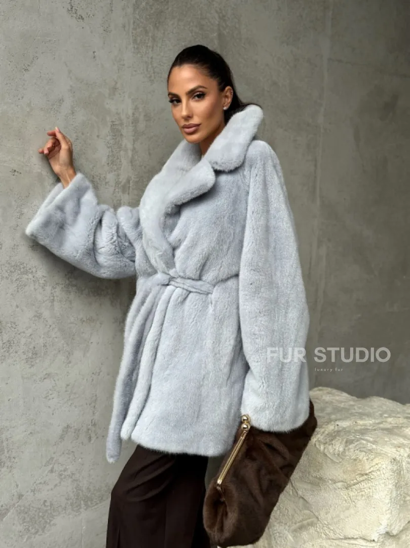 Полушубок из голубой норки