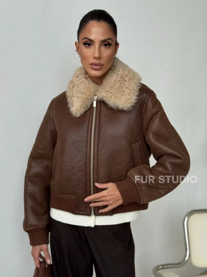 Короткая дубленка - женская