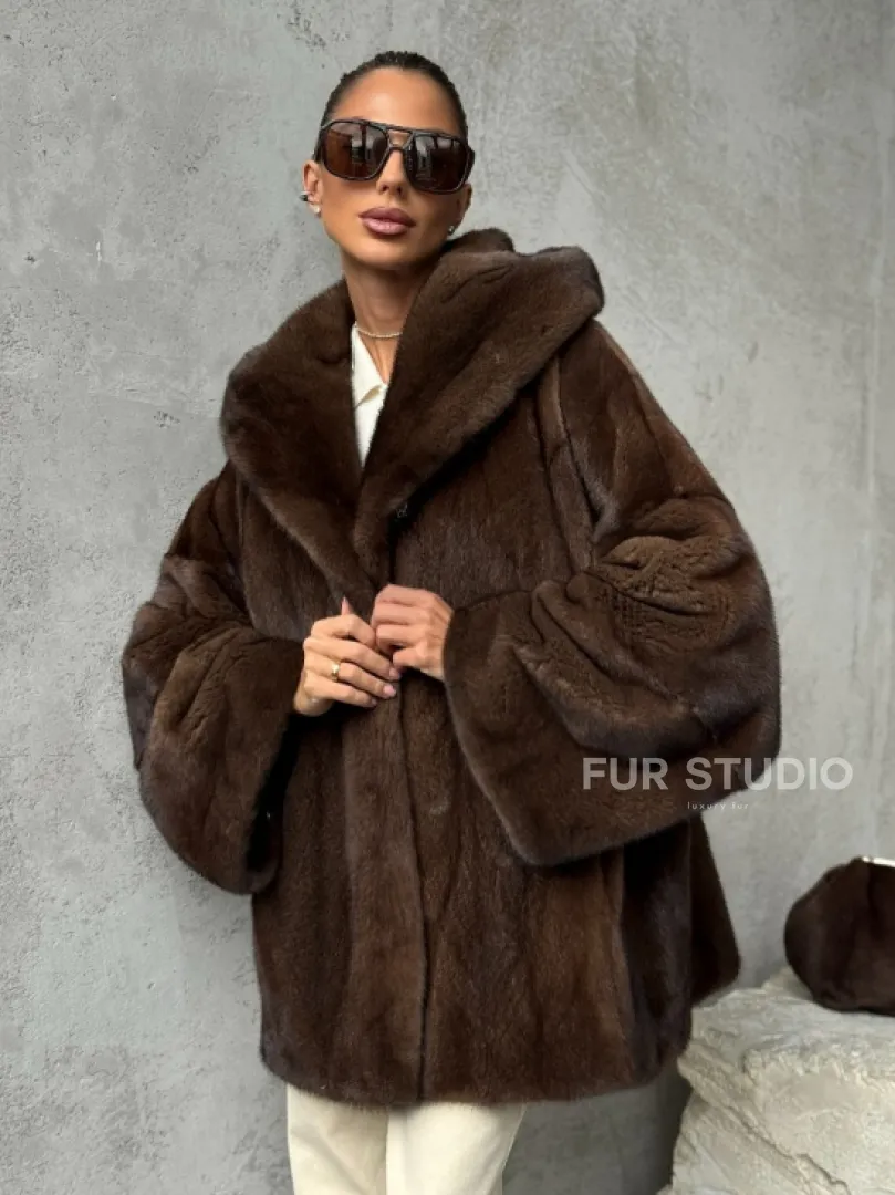 Норковый полушубок с капюшоном - цвет коричневый
