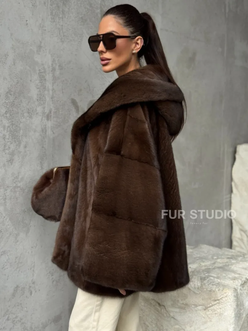 Норковый полушубок с капюшоном - цвет коричневый