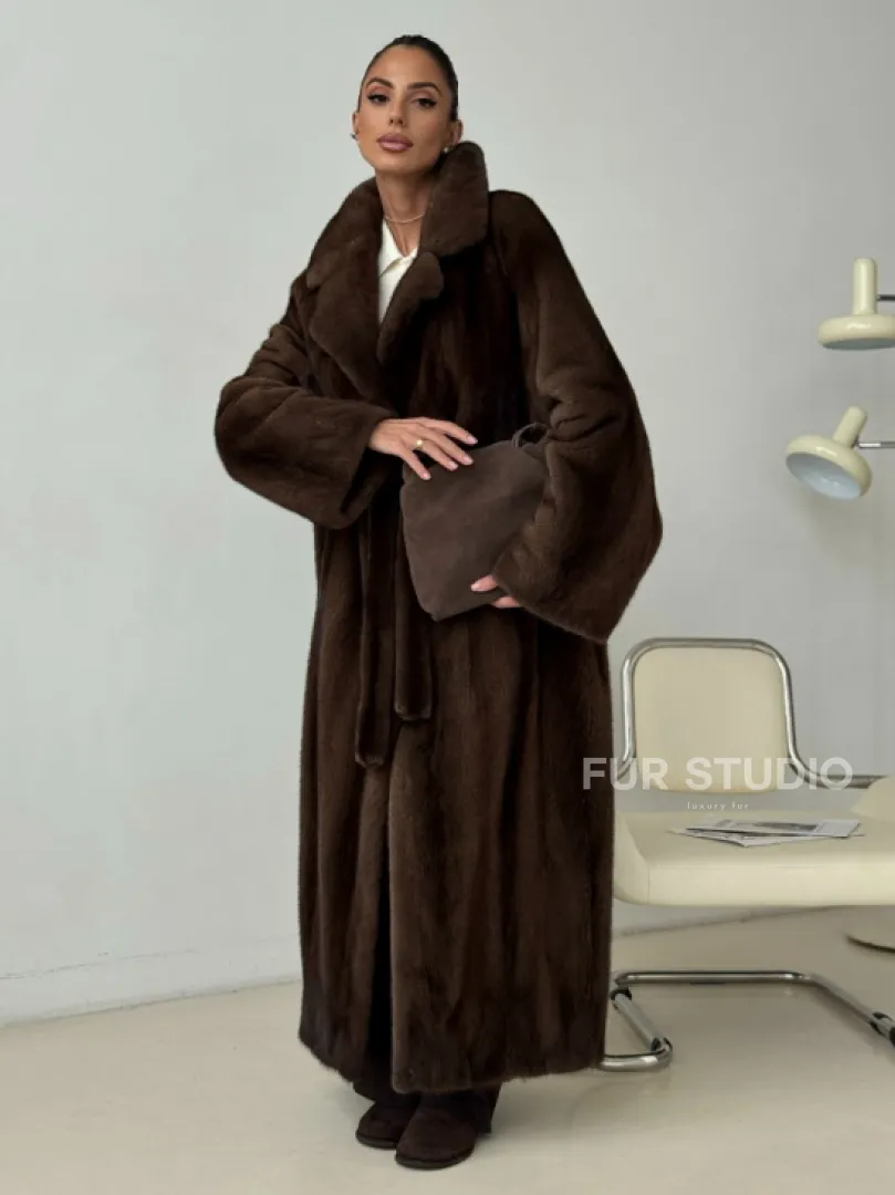 Длинная норковая шуба