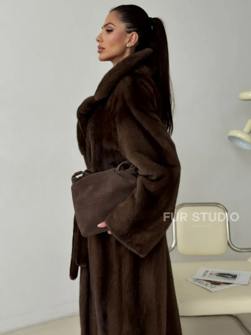 Длинная норковая шуба