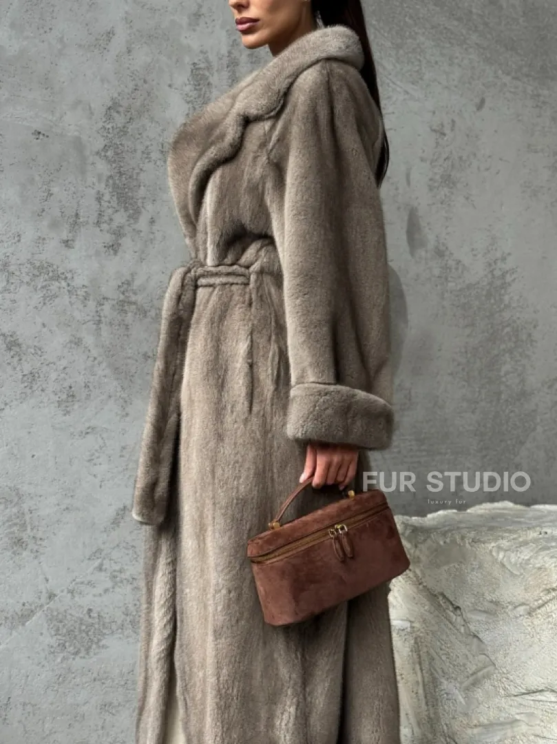 Длинная норковая шуба - цвет серый