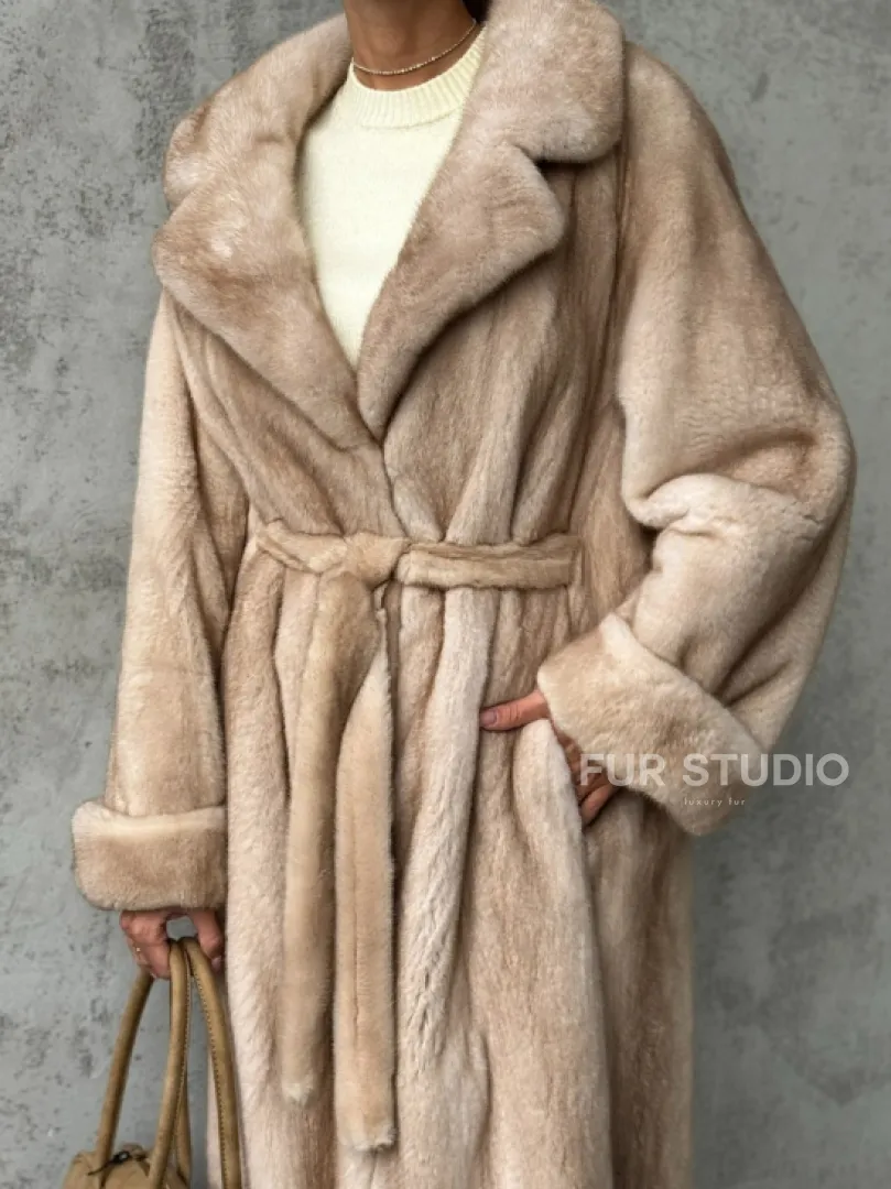 Длинная норковая шуба пастель