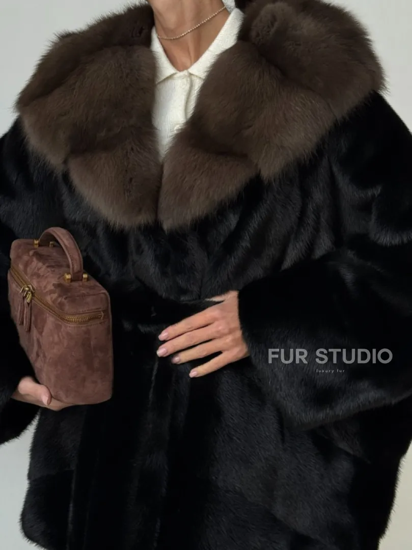 Норковый полушубок с капюшоном - летучая мышь