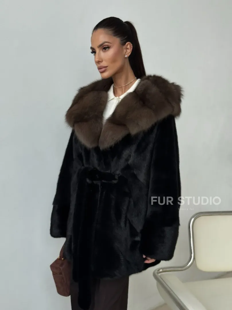 Норковый полушубок с капюшоном - летучая мышь