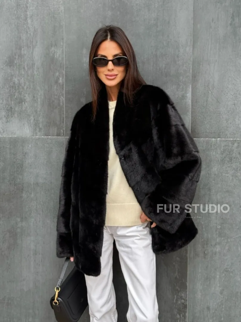 Черный норковый полушубок