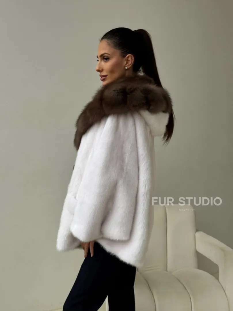 Белый норковый полушубок с куницей -  летучая мышь