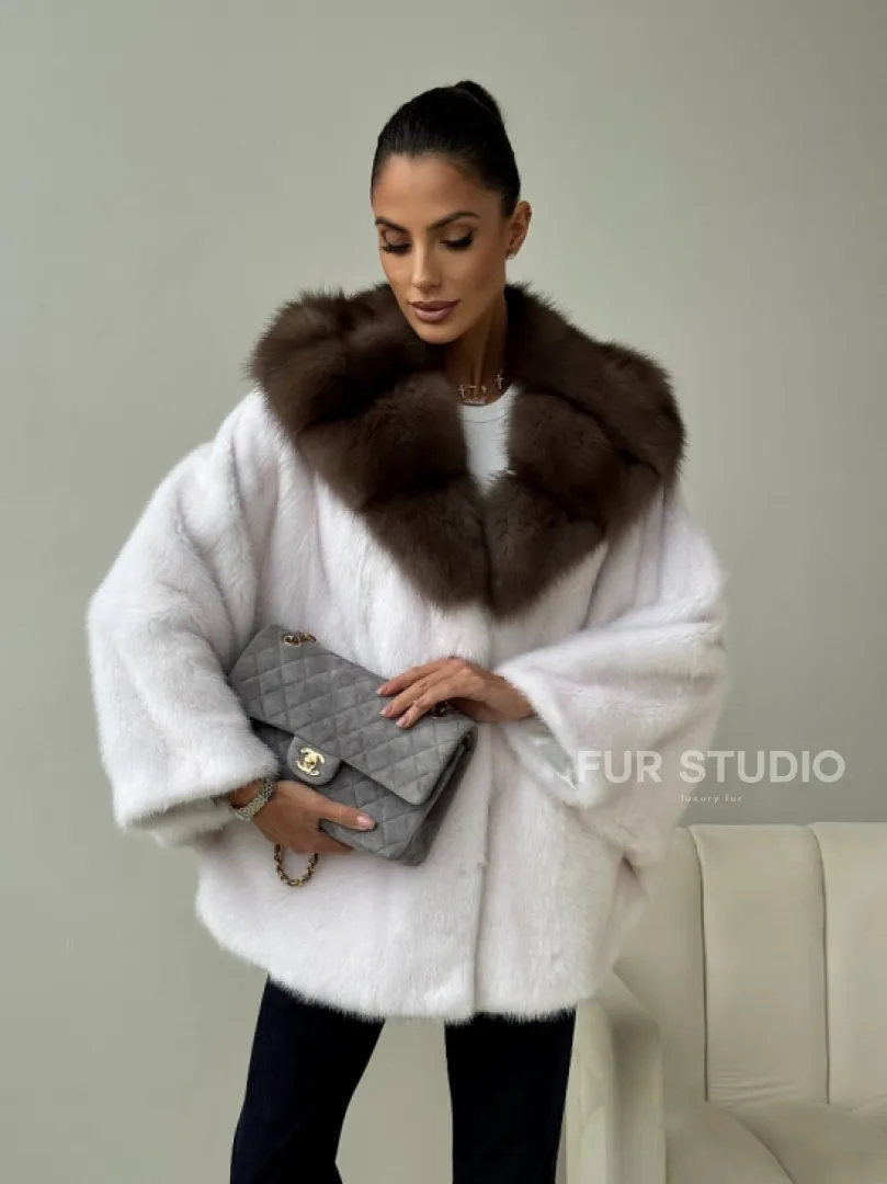 Белый норковый полушубок с куницей -  летучая мышь
