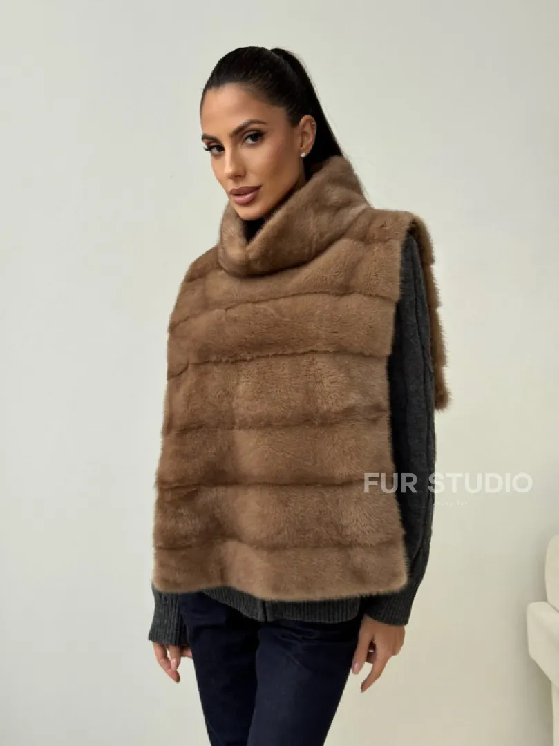 Бежевая норковая манишка