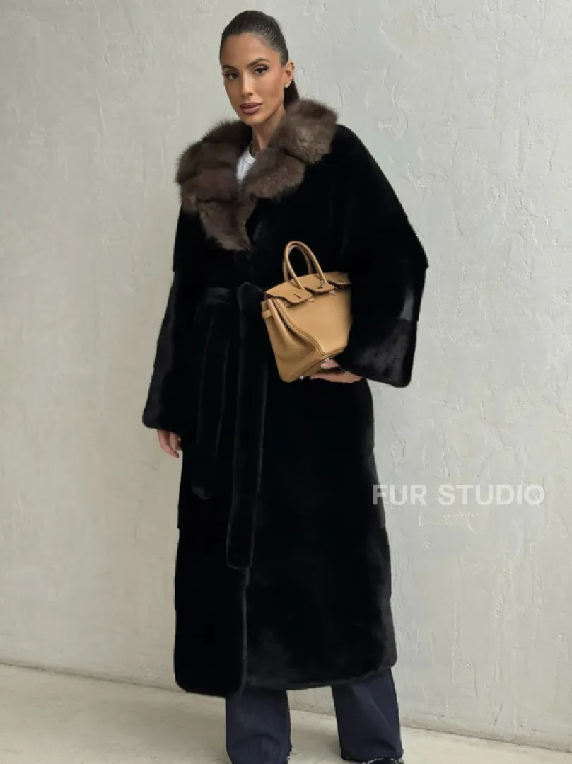 Черная норковая шуба - воротник куница