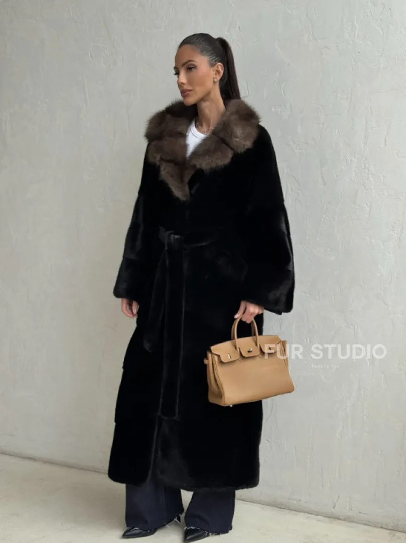 Черная норковая шуба - воротник куница