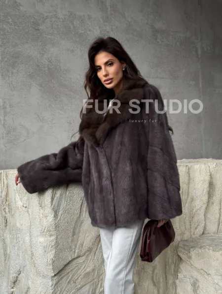 Норковый полушубок с воротником куница - фото 10