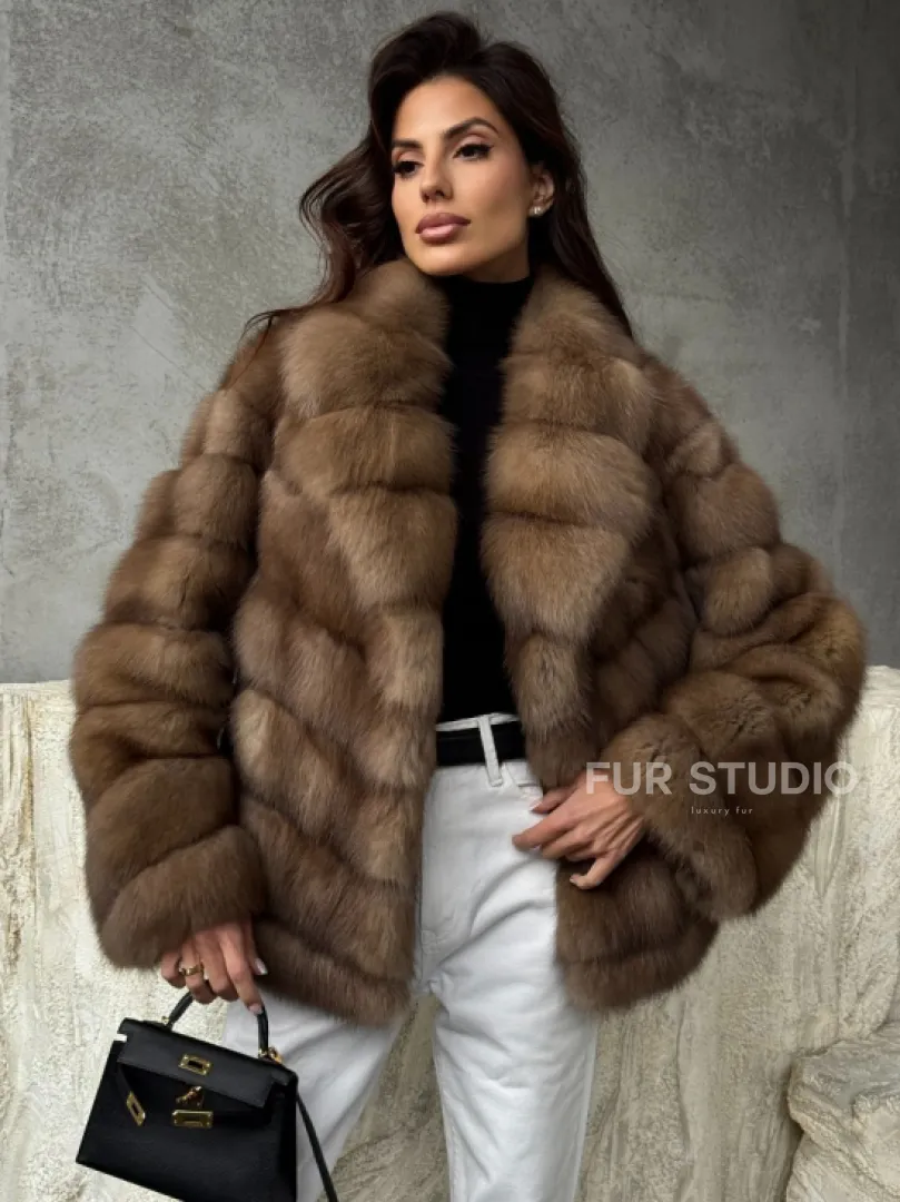 Полушубок из куницы в натуральном бежевом цвете