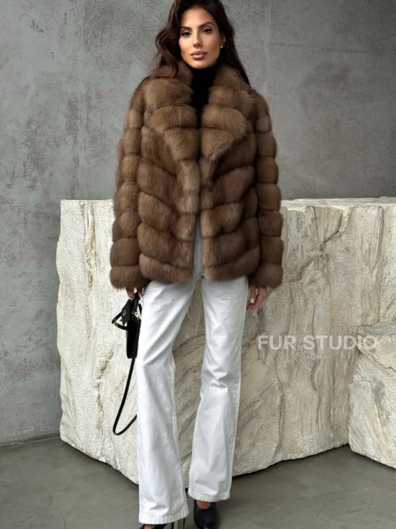 Полушубок из куницы в натуральном бежевом цвете