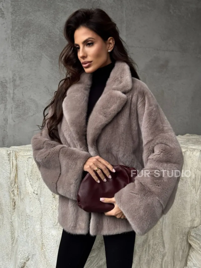 Короткая женская норковая шуба