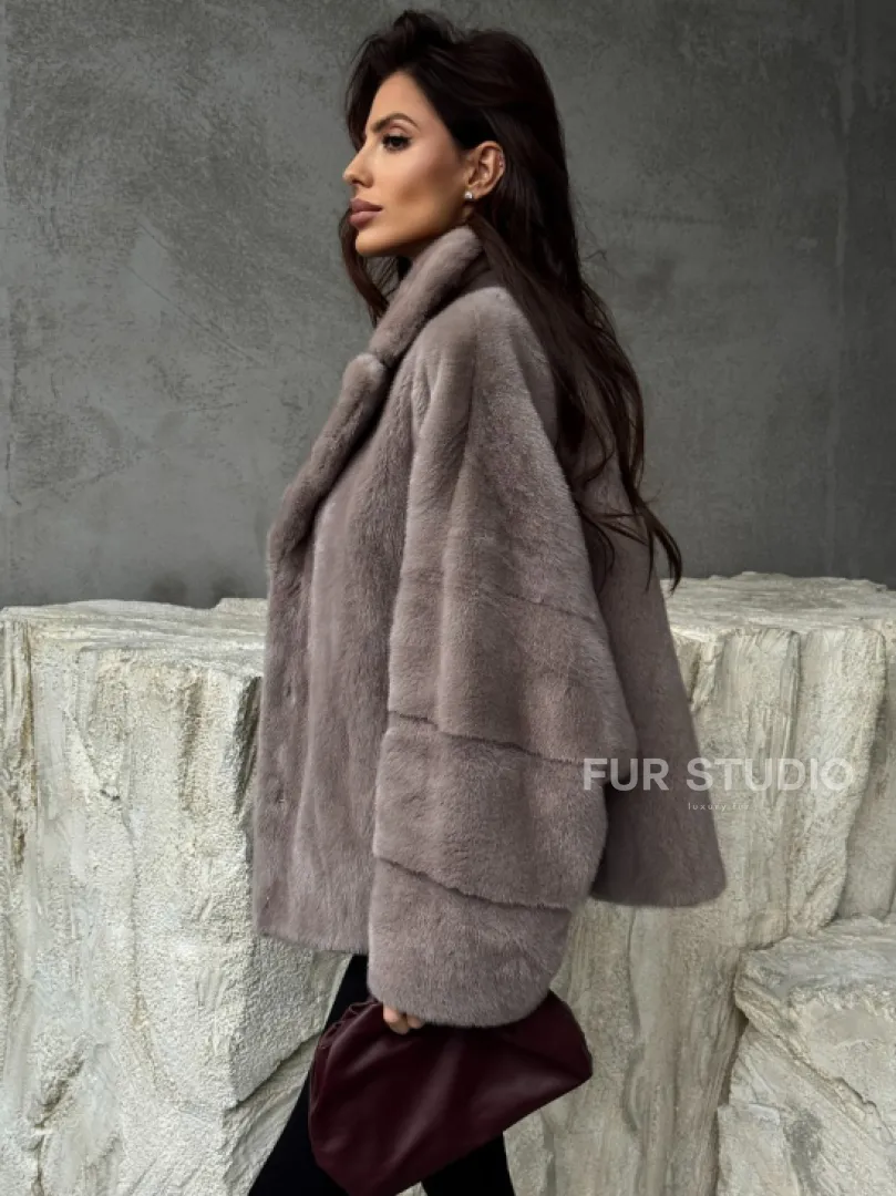 Короткая женская норковая шуба