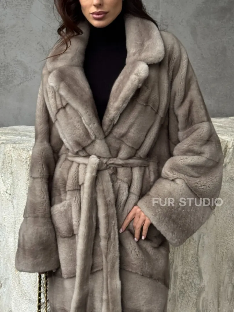 Удлинённая норковая шуба с поясом