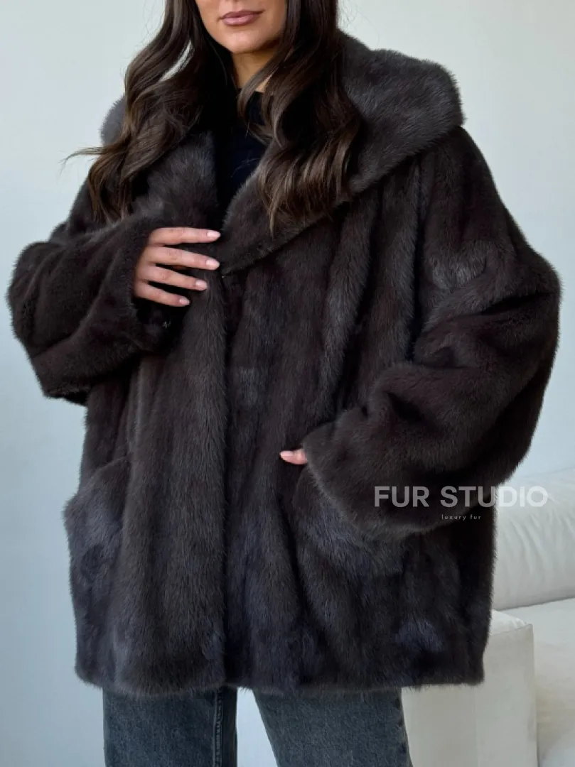 Норковый полушубок с капюшоном