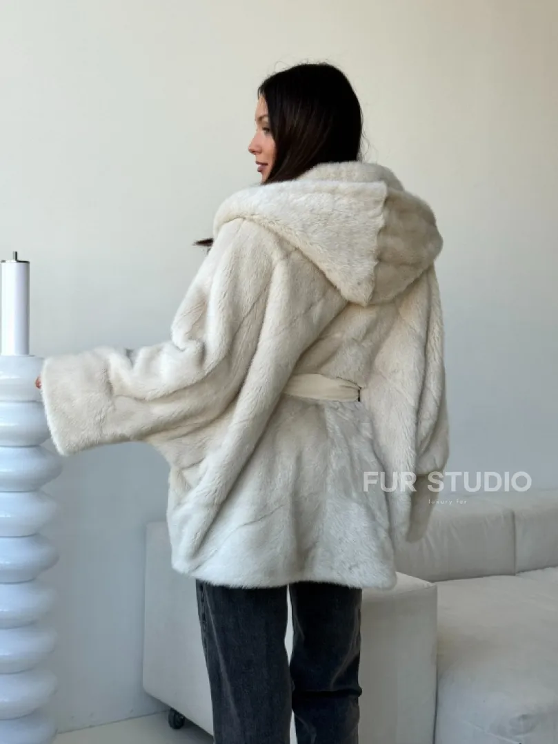 Шуба автоледи под пояс из меха норки