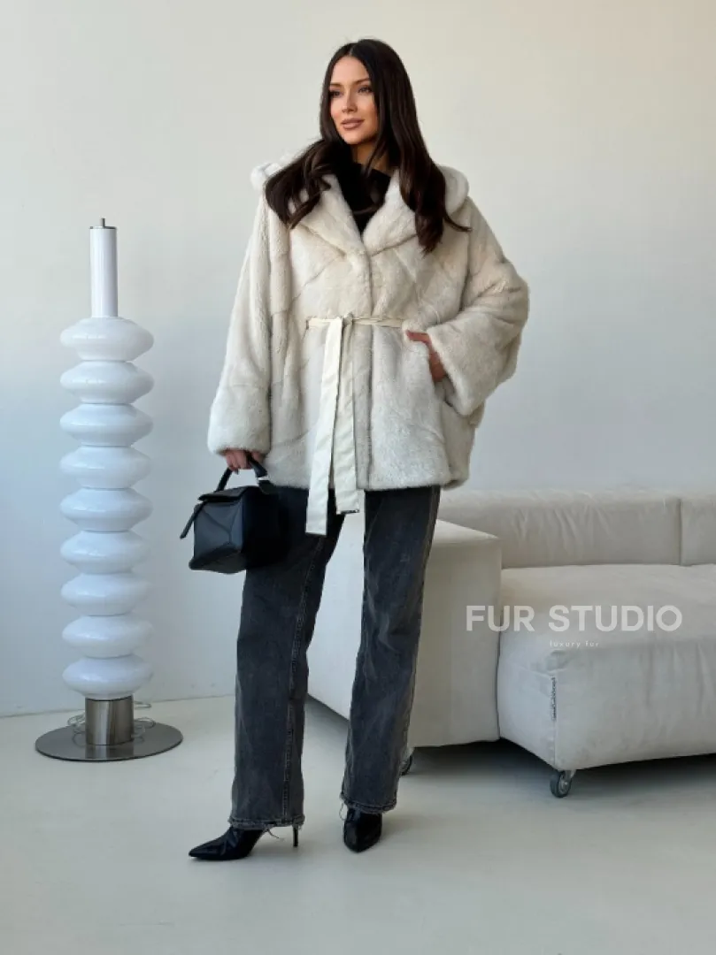 Шуба автоледи под пояс из меха норки