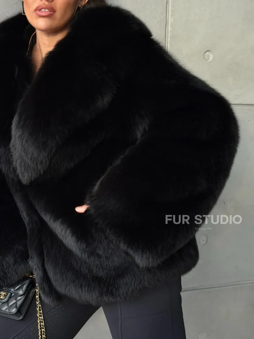 Черная шуба из лисы