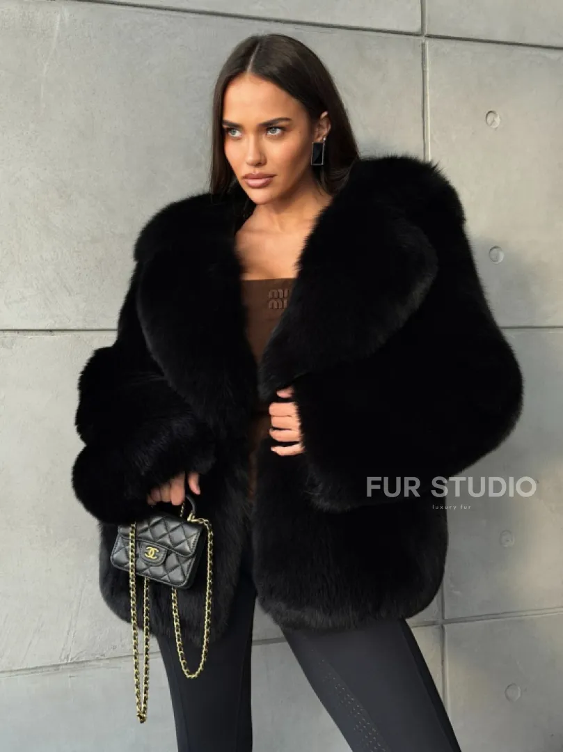 Черная шуба из лисы