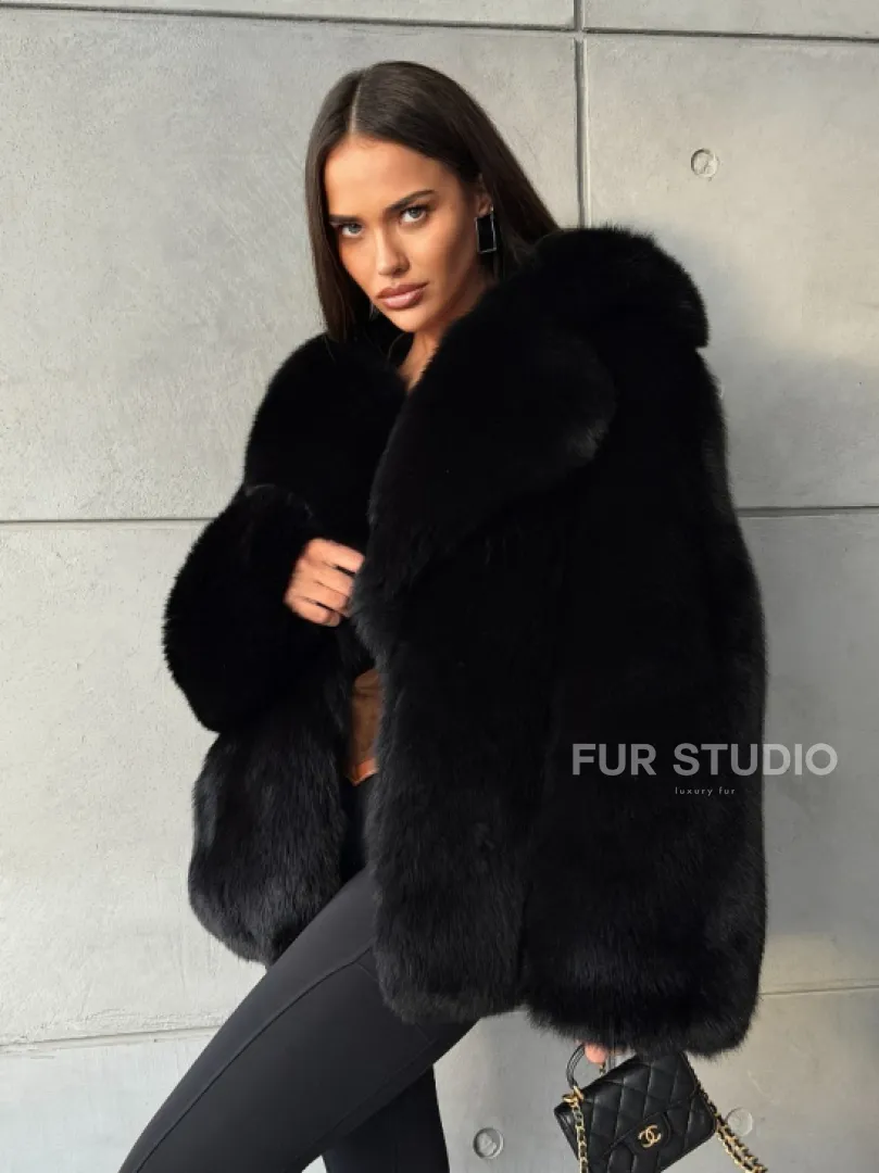 Черная шуба из лисы