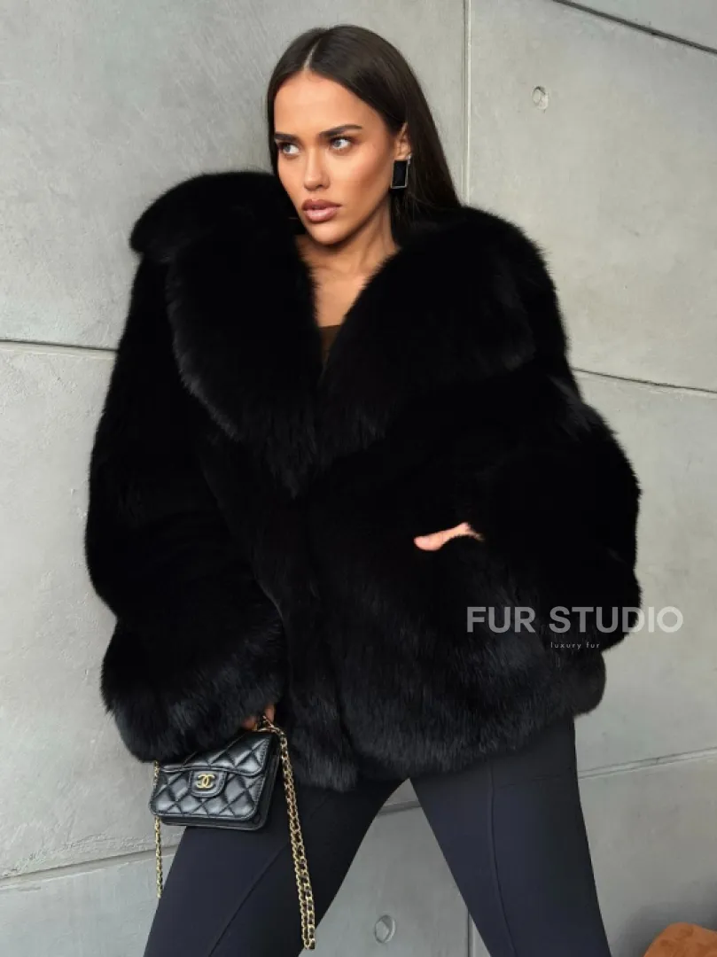 Черная шуба из лисы