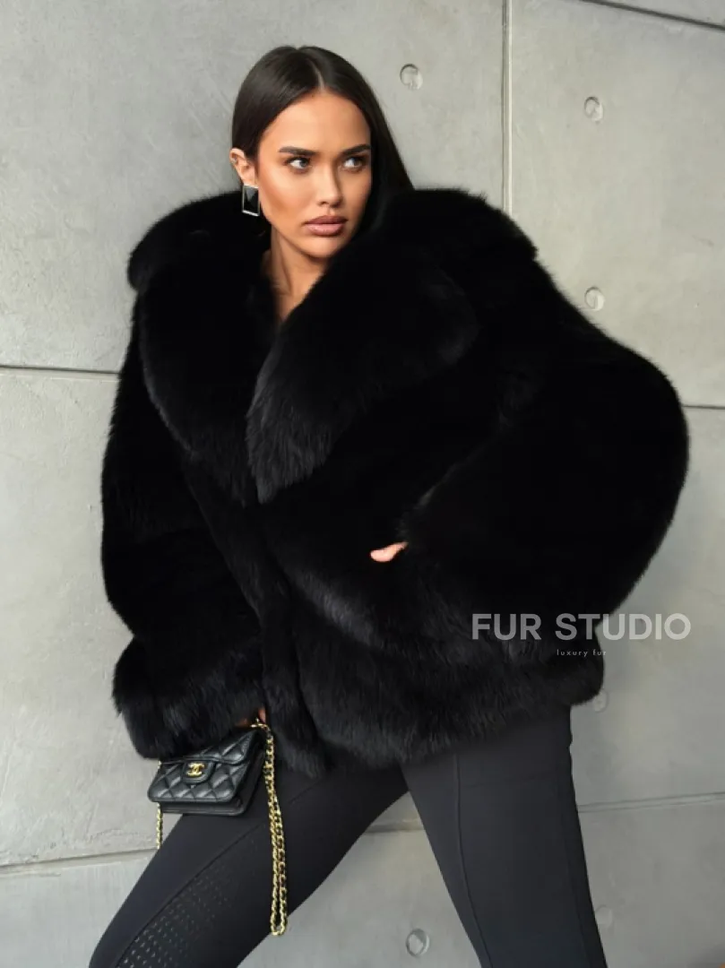 Черная шуба из лисы
