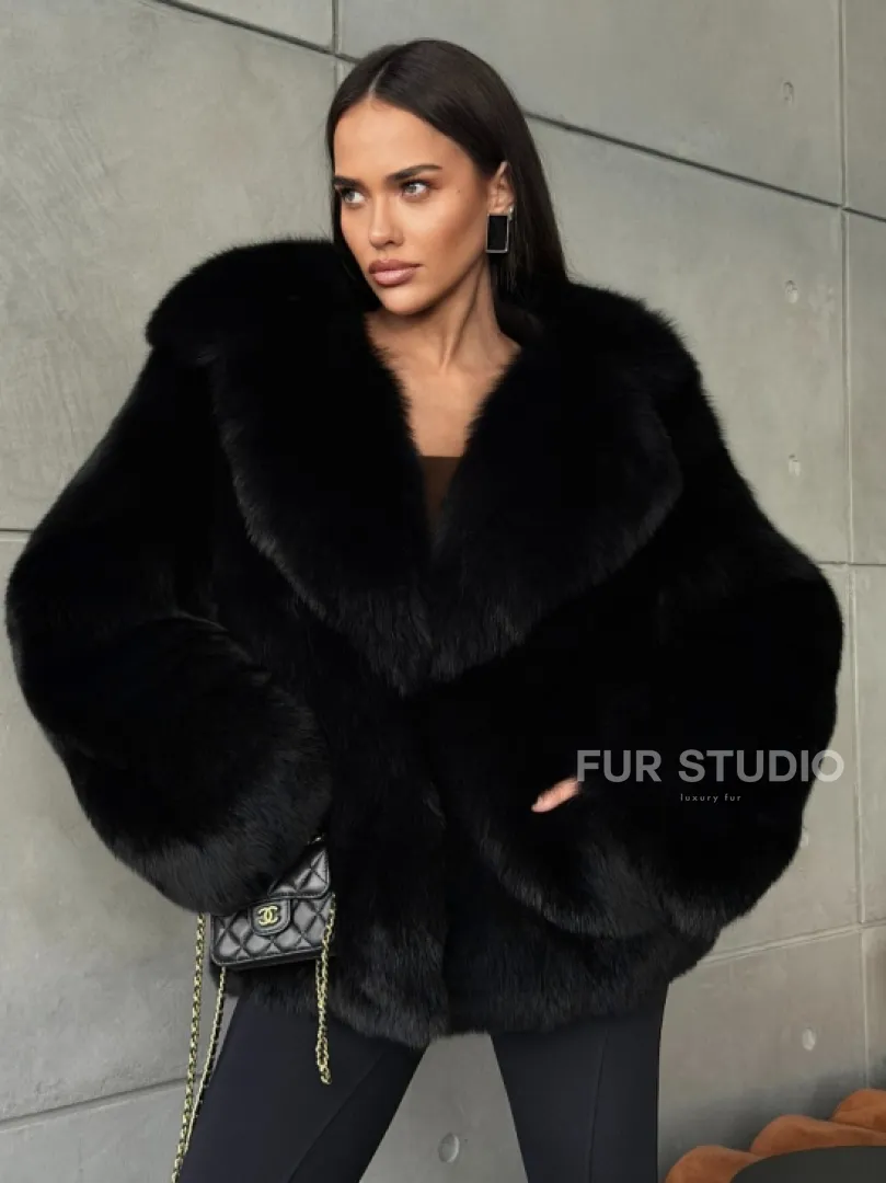 Черная шуба из лисы