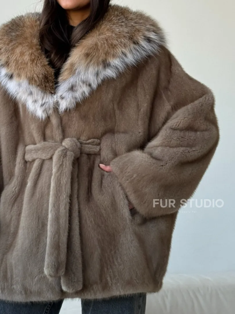 Норка - шуба летучая мышь с капюшоном рысь