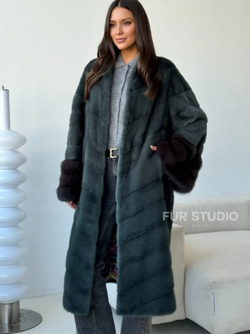 Норковая шуба с манжетами из куницы - цвет зеленый