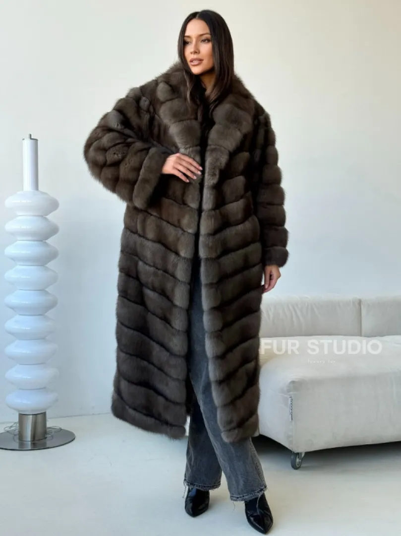 Длинная шуба из соболя