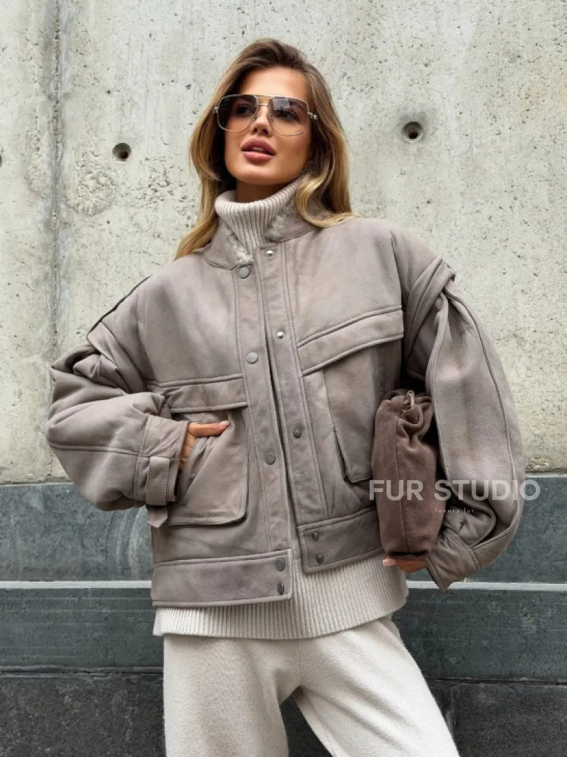 Зимняя дубленка - бомбер