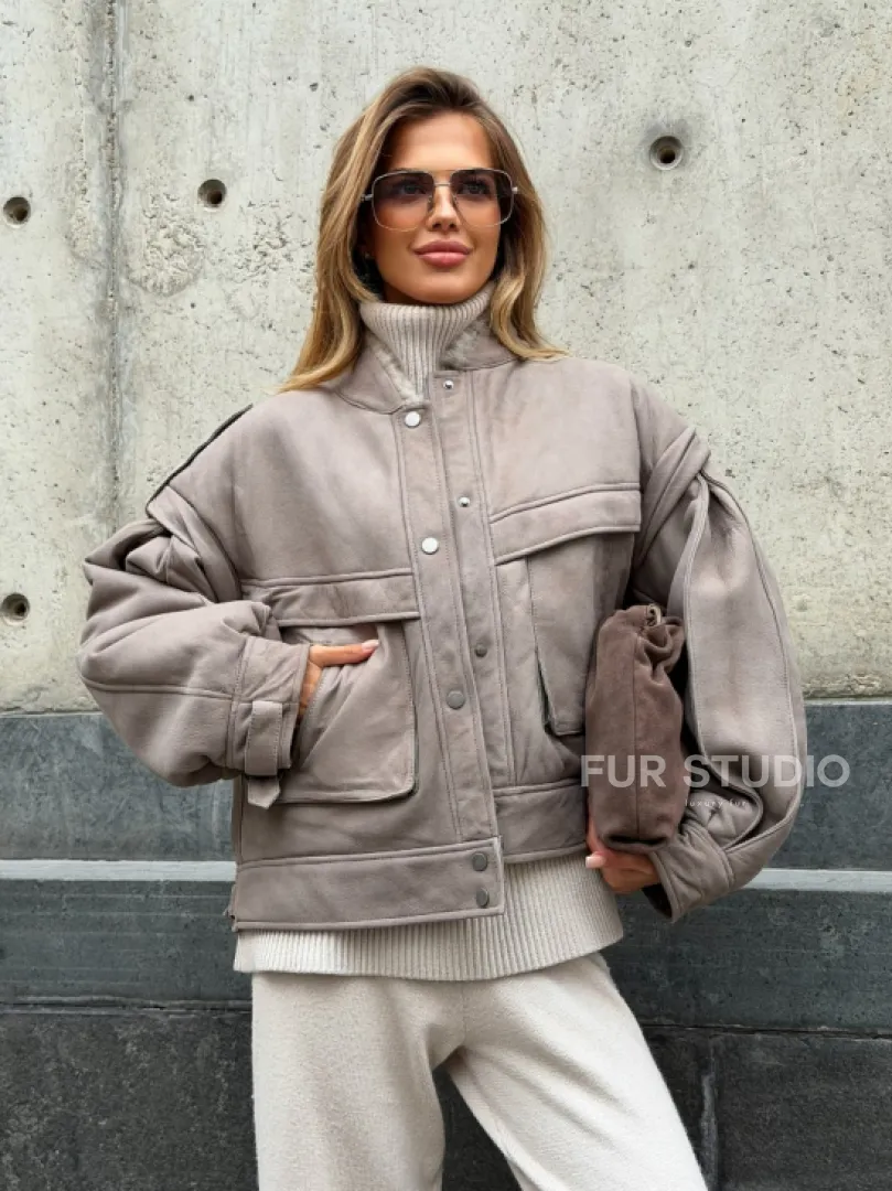 Зимняя дубленка - бомбер