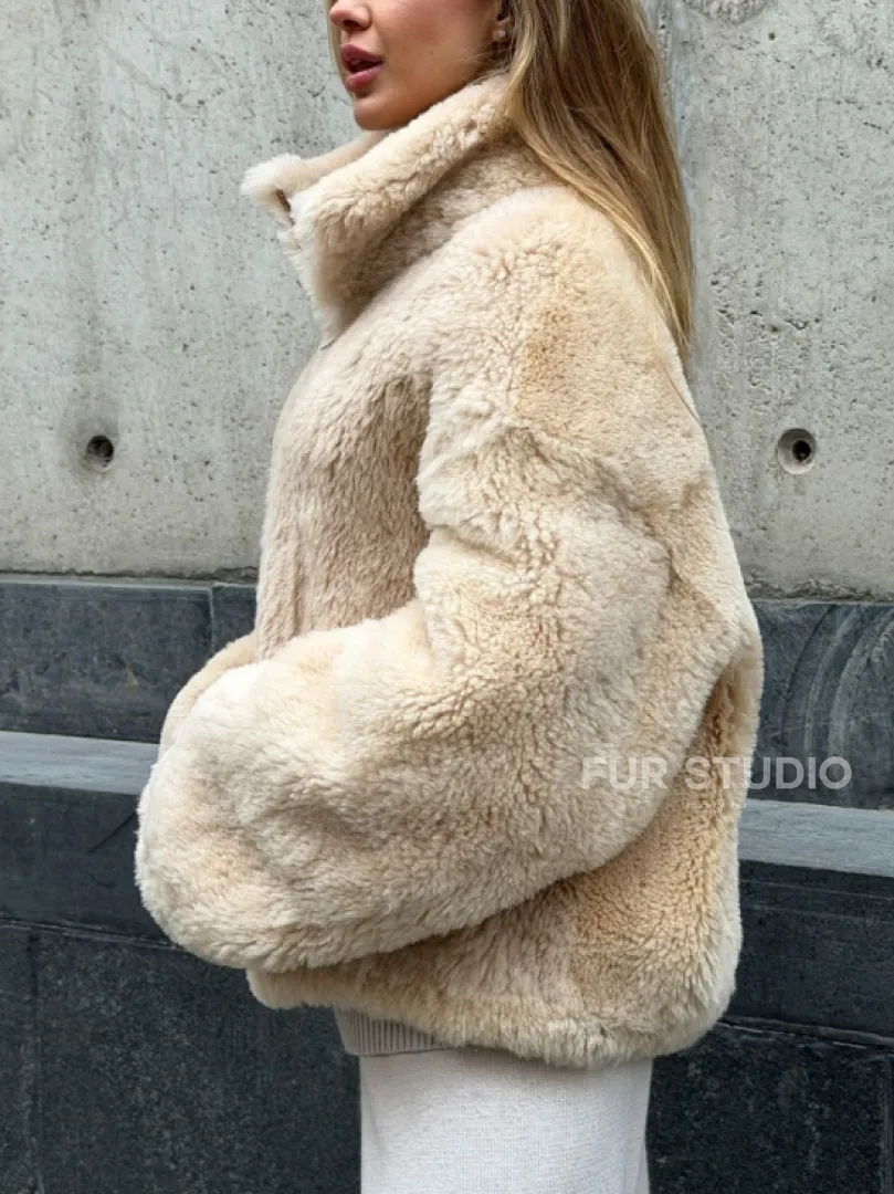 Двухсторонняя короткая дубленка из овчины