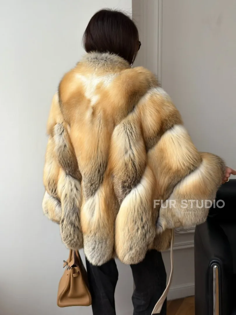 Шуба - пончо из лисы с поясом