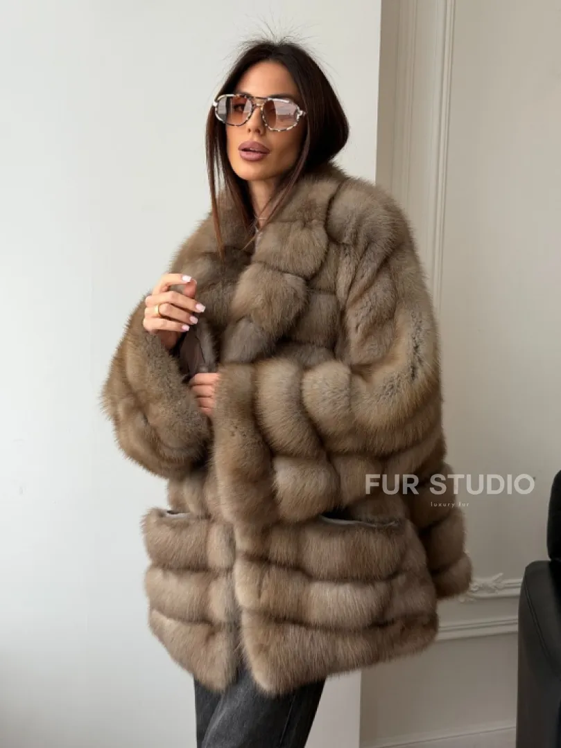 Шуба оверсайз из куницы