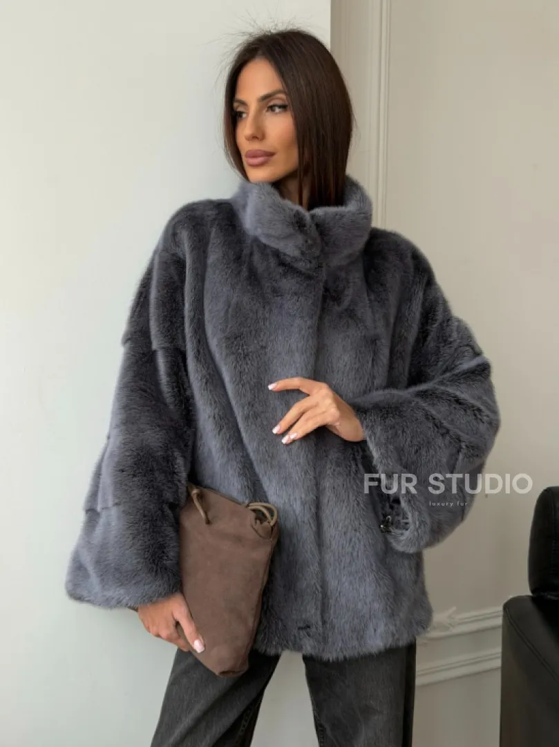 Короткая норковая шуба - стойка воротник