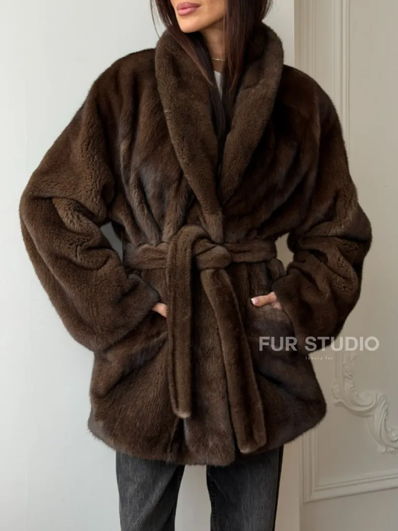 Коричневая норковая шуба под пояс - воротник шаль
