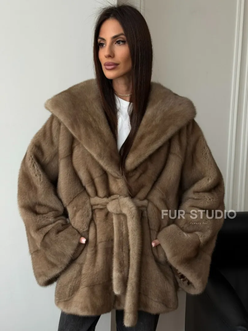 Норковая шуба пастель с капюшоном