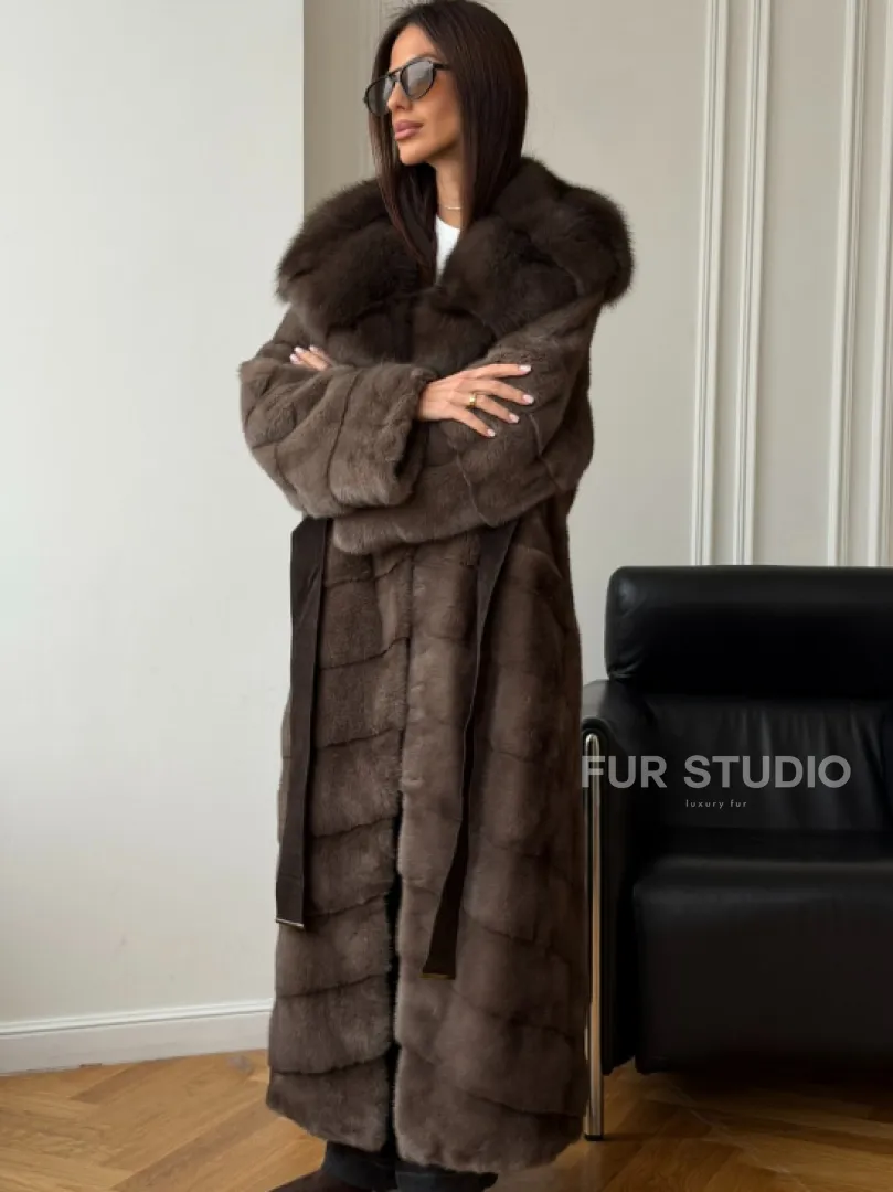 Шуба-кимоно с капюшоном куница