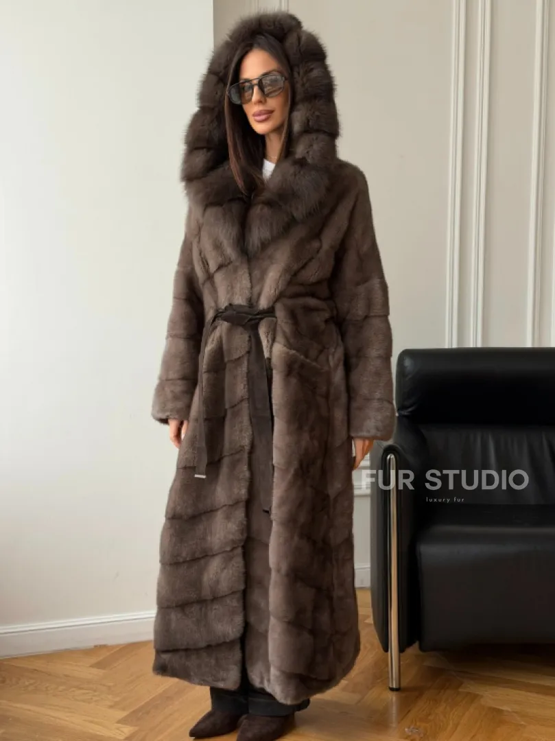 Шуба-кимоно с капюшоном куница