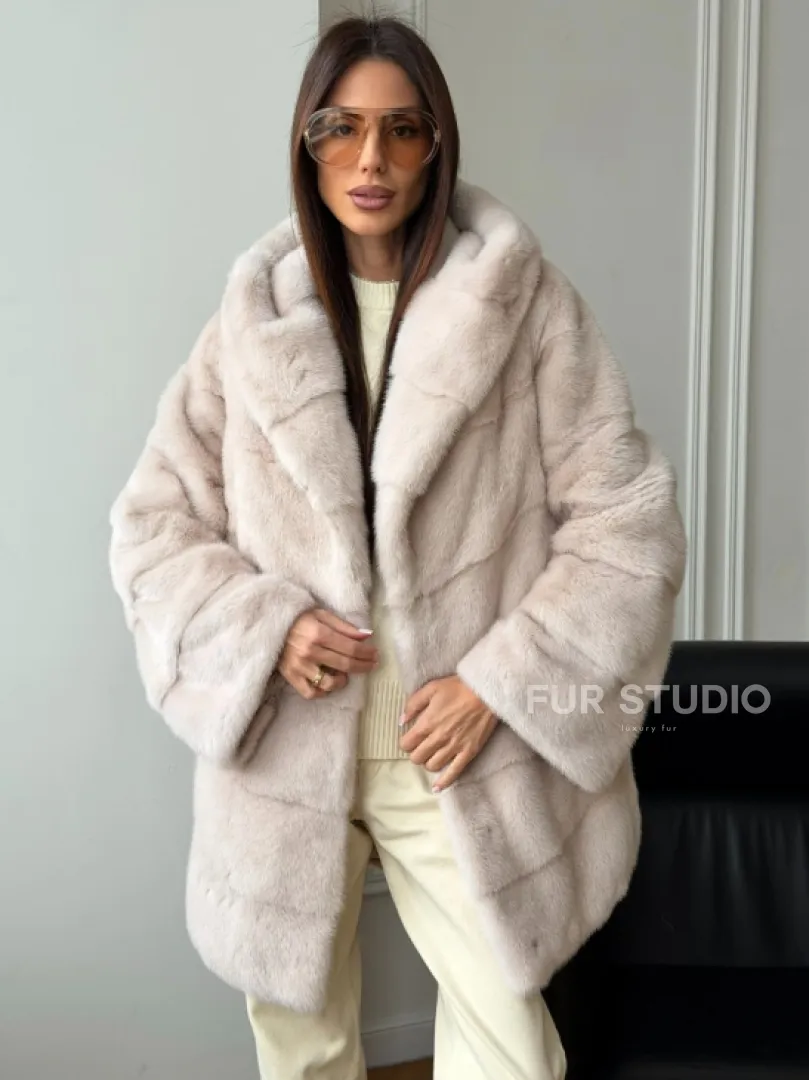 Норковая шуба с капюшоном -  