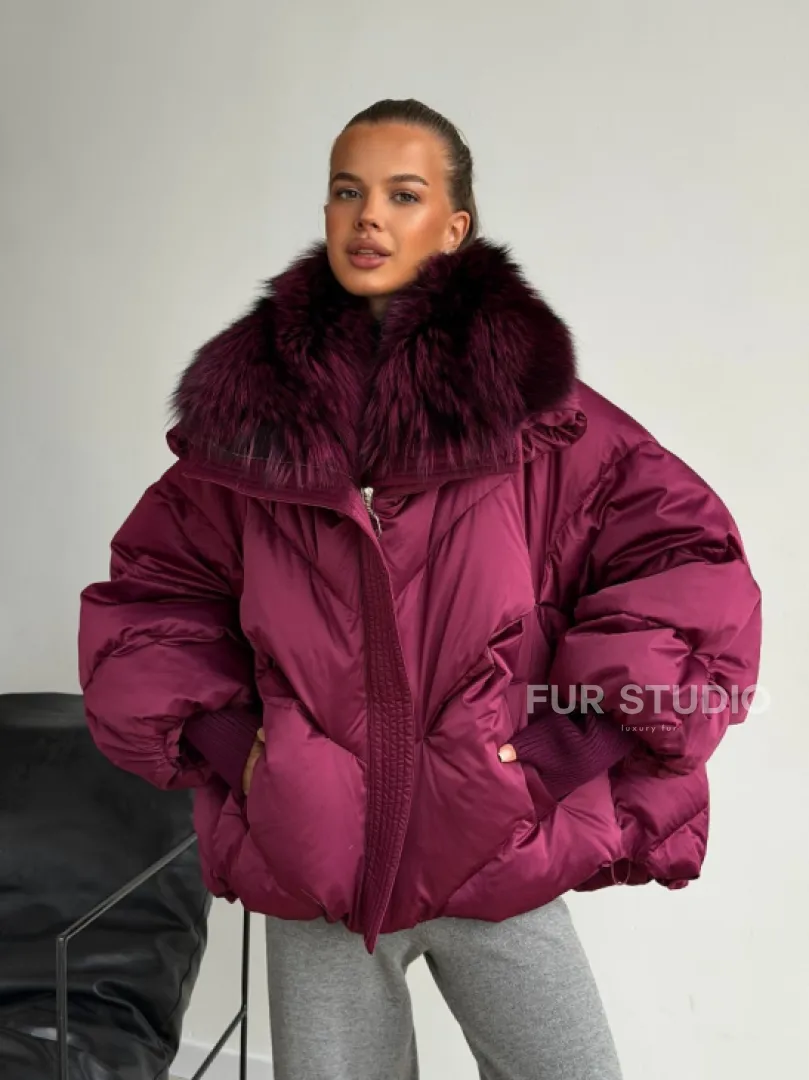 Пуховик с мехом чернобурки