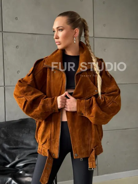 Замшевая куртка-косуха - фото 16