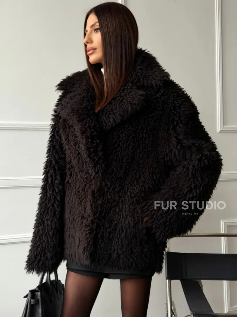 Коричневая дубленка из меха Тиградо