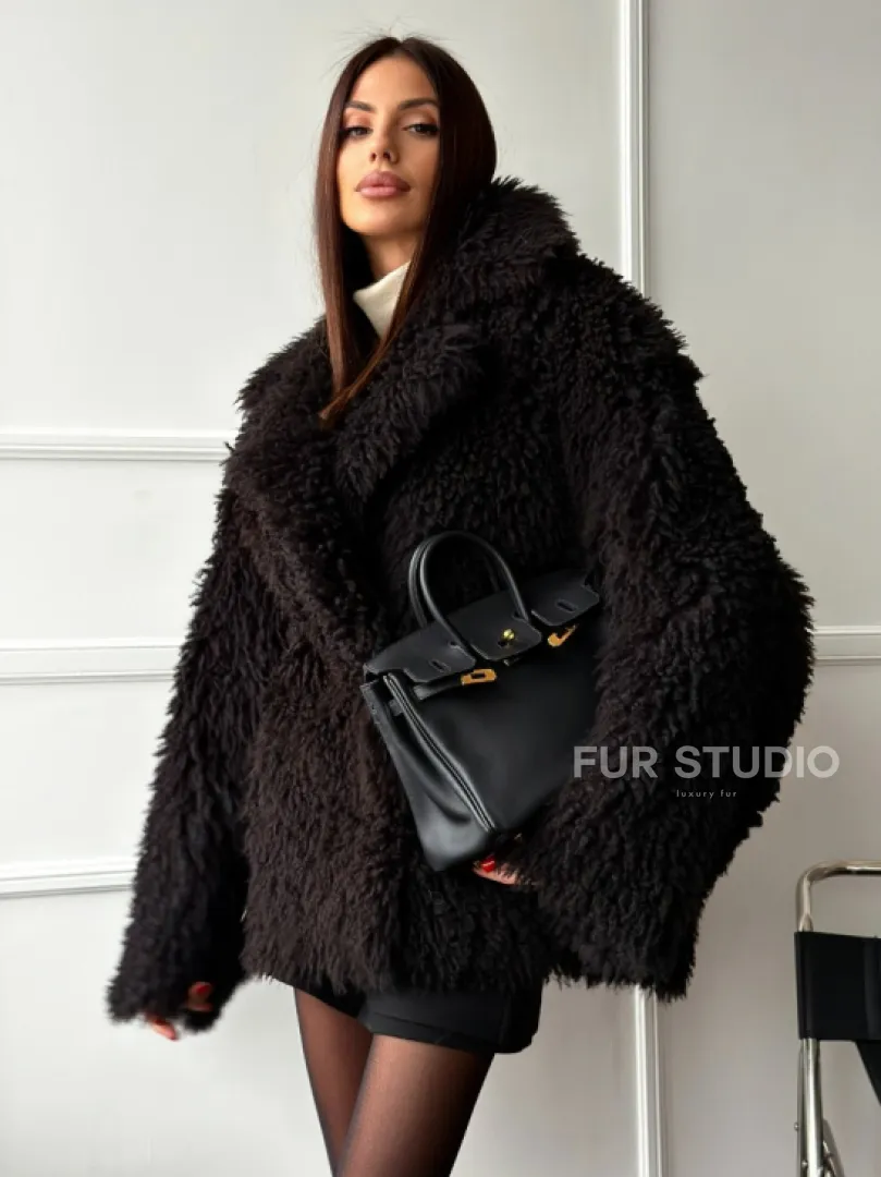 Коричневая дубленка из меха Тиградо