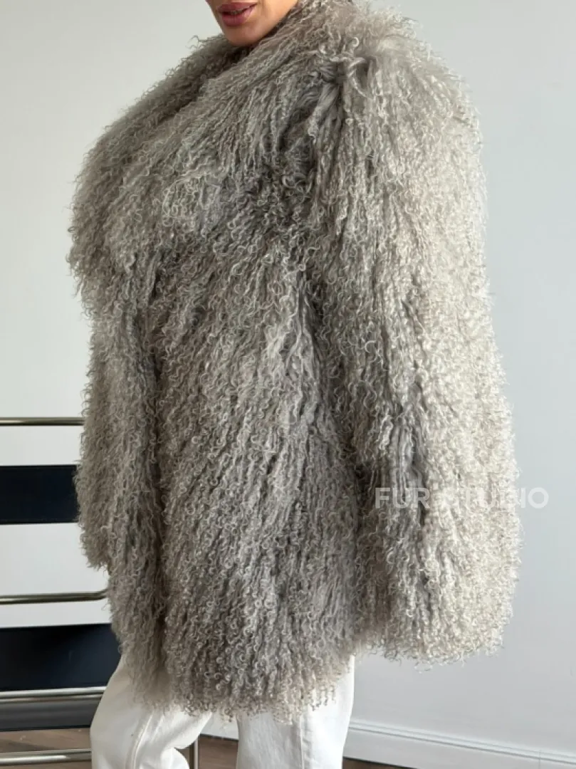 Серая шуба из ламы